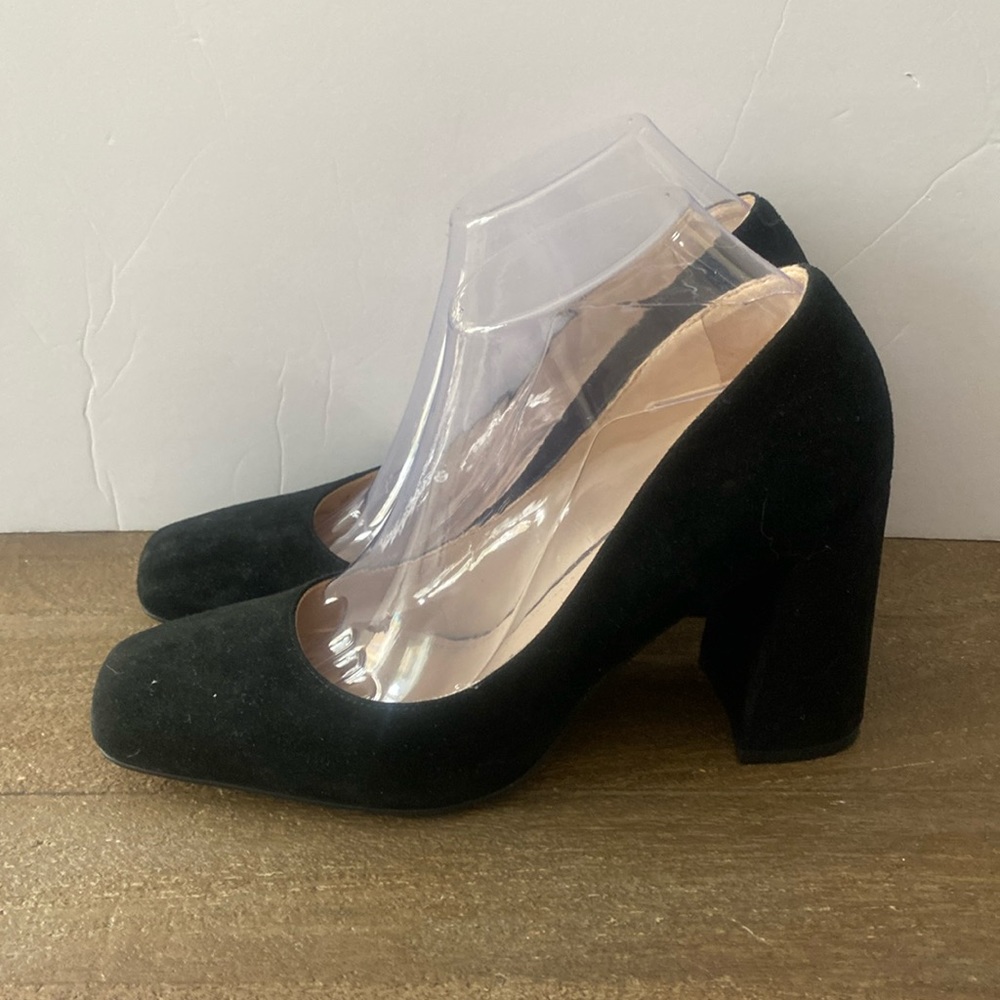 Nine West Black Suede Heels‎ - Picture 2 of 7